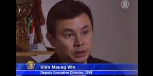 Khin Maung Soe est directeur de la rédaction de la chaîne de télévision DVB (Democratic Voice of Burma). Il a été prisonnier politique pendant 4 ans de 1992 à 1996. (Capture de You Tube)