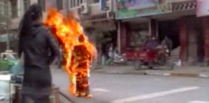 Tibet : L’immolation des moines entraîne des troubles inquiétants