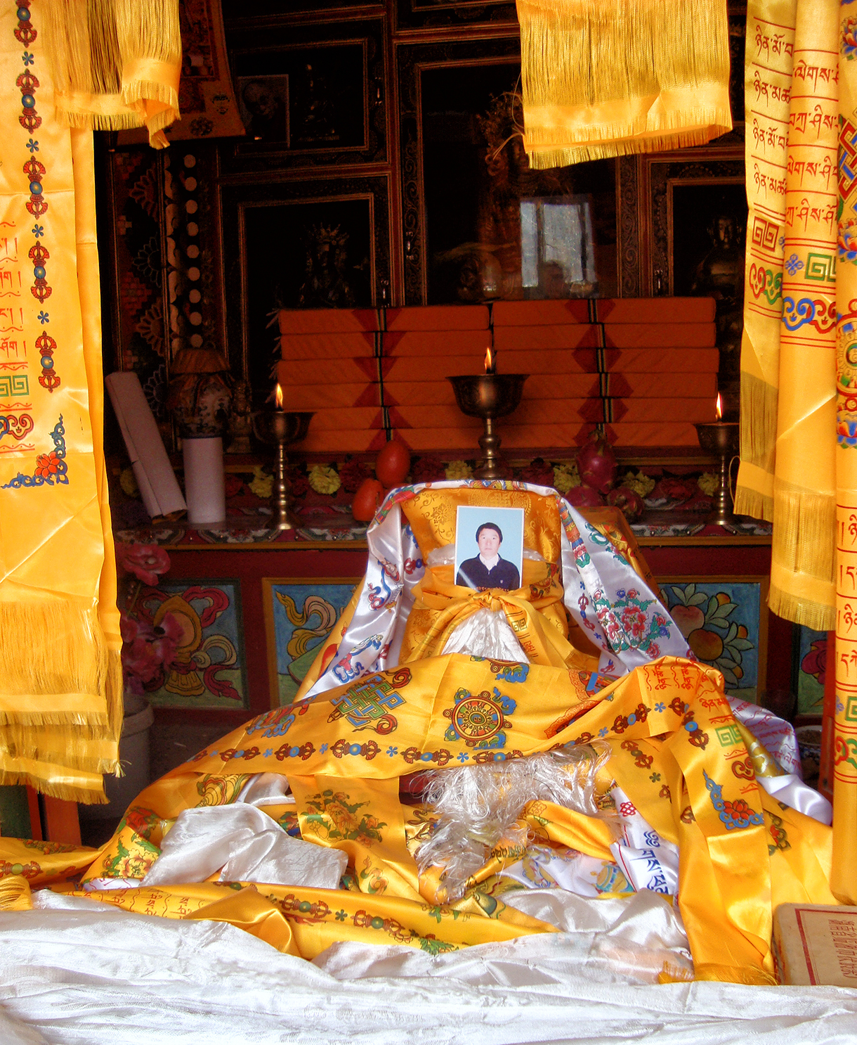 L’autel dédié à Sonam, trentième Tibétain à s’être immolé par le feu