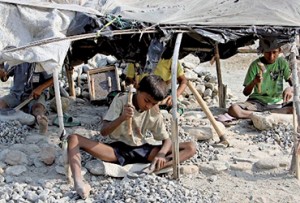 Jeunes réfugiés bhoutanais dans le camp de Timai au Népal