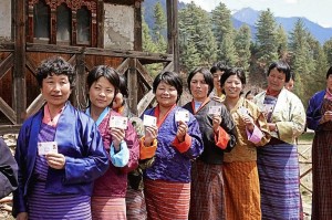 24 mars 2008 : le peuple participe aux premières élections de l’Assemblée nationale au suffrage universel